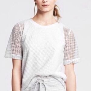 Banana Republic White Mesh Short Sleeve Tee